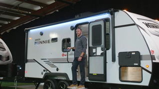 Access, HIKE, HIKE 100, Minnie, Micro Minnie, M-Series and Voyage How To Power Awning